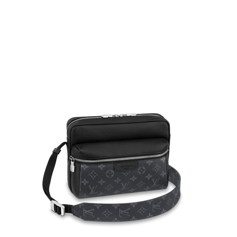 LV MESSENGER BAG BLACK